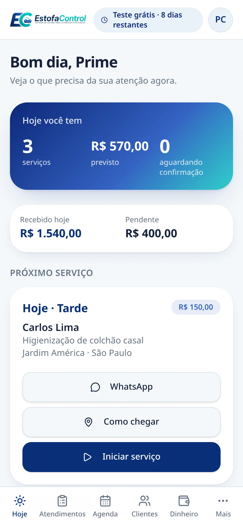 Tela Hoje do EstofaControl no celular com os serviços do dia